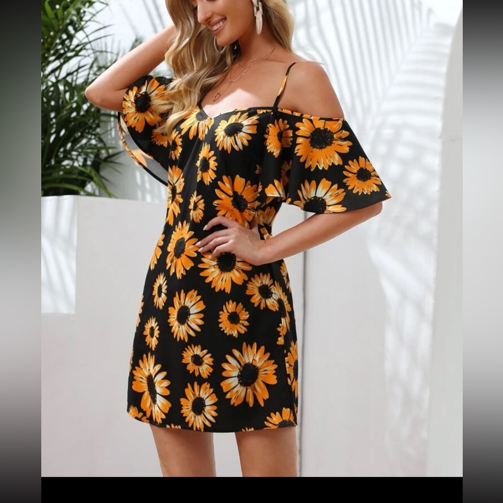 UPDATED SHEIN floral dress GREAT CONDITION
